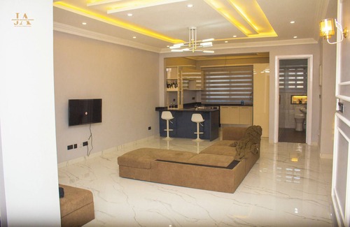 Accra Apartment | Cozy 2 Bedroom suite in East Lagon Hills