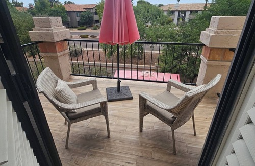 Central Scottsdale House | Cozy 2-bedroom townhome in charming Scottsdale with fitness room, WiFi