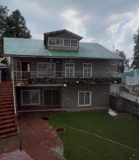 Changla Gali Apartment | Cozy 2 Bedrooms Cottage Apartment Changla Gali