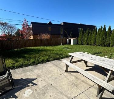 Windsor Apartment | Cozy 2 Beds Basement Suite