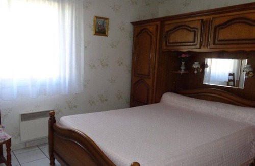 Amelie-les-Bains-Palalda Apartment | Cozy 2-Bedroom Apartment, Parking, 600m from Thermes, Amélie-les-Bains
