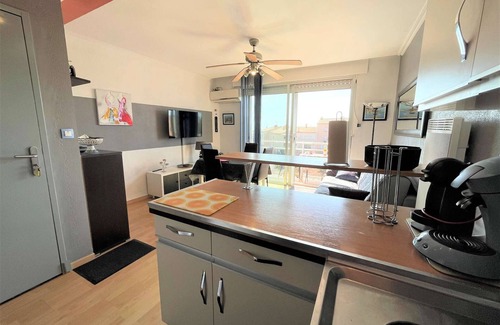 Port-la-Nouvelle Apartment | Cozy 2-Room Apartment with AC, Balconies, Near Beach and Shops - Sleeps 4