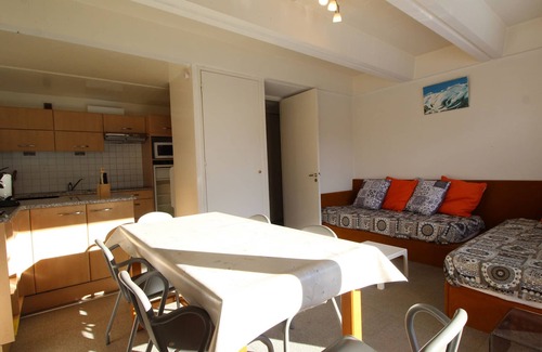 Flaine Apartment | Cozy 2-Room Apartment for 6, Ski-In/Ski-Out, Flaine Forum - Stunning South-Facing Balcony View