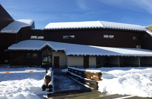 Eclose-Ouest Apartment | Cozy 2-Room Apartment for 5 with Parking, Close to Slopes - Alpe d'Huez