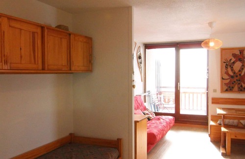 Eclose-Ouest Apartment | Cozy 2-Room Apartment for 5 with Parking, Close to Slopes - Alpe d'Huez