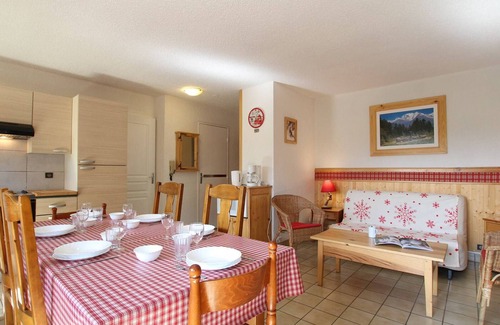 Briancon Apartment | Cozy 2-Room Apartment with Cabin near Prorel Gondola, Briançon