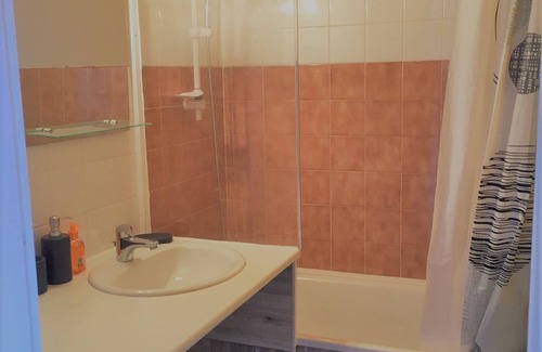 Arc-2000 Apartment | Cozy 2-Room Apartment · Central Location · Balcony · Near Slopes · Arc 2000