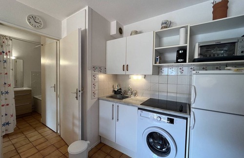 Saint-Cyprien Plage Villa | Cozy 2-Room Villa with Mezzanine, South-Facing Terrace, Close to Beach, Pool, Pets Welcome