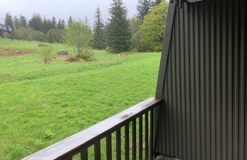 Mont-Dore Apartment | Cozy 2-Star Apartment Near Slopes in Mont-Dore – 5 Guests, Parking Included