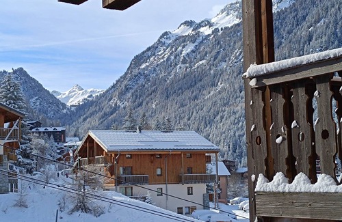 Valfrejus Apartment | Cozy 20m2 studio at the foot of a blue slope with chairlift and ski lift