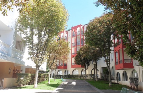 Lamalou-les-Bains Apartment | Cozy 24m² Apt, Renovated, Balcony, 650m from Lamalou Thermal Baths, Pets Welcome