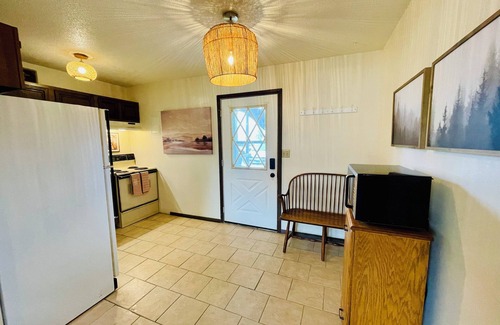 Valley Springs Apartment | Cozy 2bd Apartment Near I-90 Pets Welcome