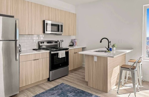 Olde Richmond Apartment | Cozy 2BD Apt | Fishtown | Gym & Pool