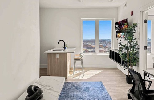Olde Richmond Apartment | Cozy 2BD Apt | Fishtown | Gym & Pool