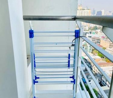 Phra Khanong Nuea Apartment | Cozy 2Bed 4pax 200m BTS PhraKhanong, 10min Thonglor Ekkamai