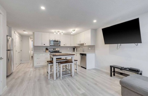 Southeast Calgary Condo | Cozy 2Bed Condo in Seton near South Health Campus