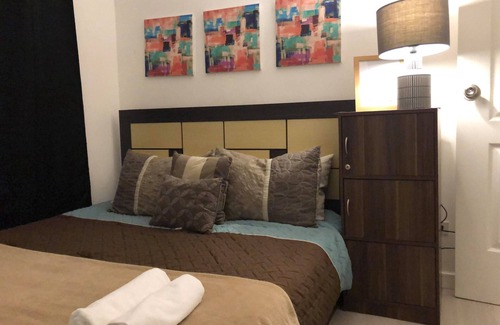 Taguig Hotel | COZY 2Bedrooms AZURE WAVE POOL