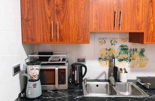 Labone Apartment | Cozy 2BR at Labone Wi-Fi/DSTV