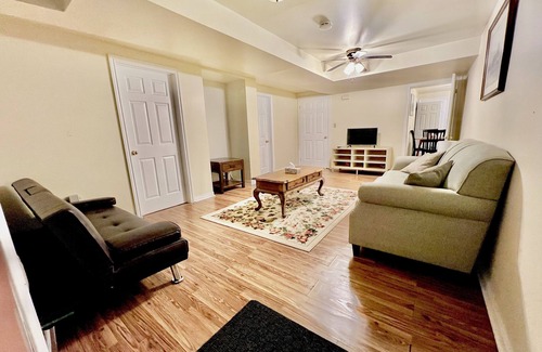 York Regional Municipality Apartment | Cozy 2BR Basement Apt in Newmarket
