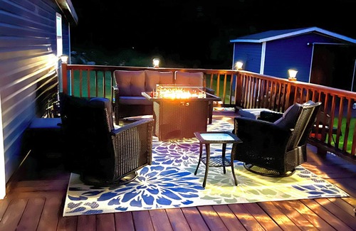 Henderson Cottage | Cozy 2BR cottage near the Harbor, beach, hunting and fishing!
