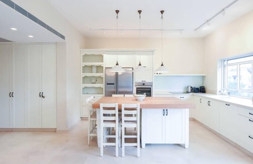 Tel Aviv City Center Apartment | Cozy 2BR with Balcony in Ben Gurion by HolyGuest