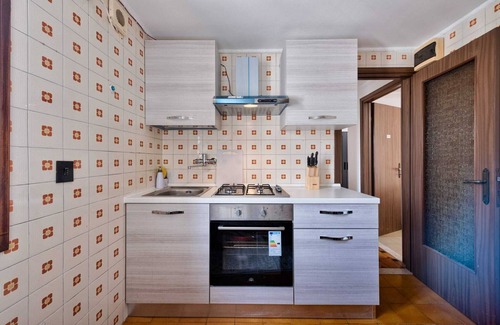 Marghera Apartment | Cozy 2nd floor apartment with terrace