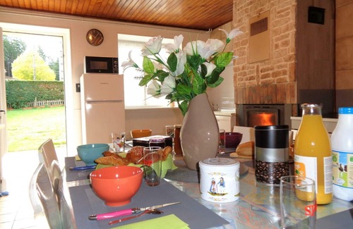 Saint-Jean-la-Vetre Cottage | Cozy 3-Bedroom Cottage with Private Terrace, Wi-Fi, and Parking in Saint-Jean-la-Vêtre