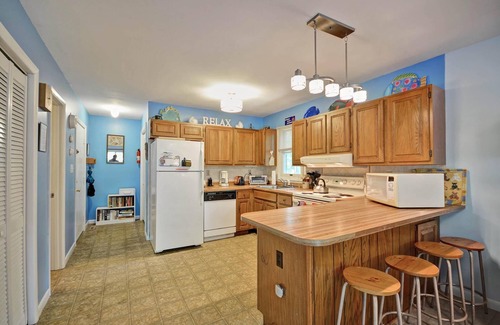 Bethany Beach Cottage | Cozy 3 bedroom 2 bath beach house with private setting! Pool, Trolley, Wifi, Beach Town!