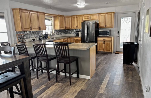 Breckenridge Cabin | Cozy 3-bedroom beach front cabin quiet, cozy, getaway.