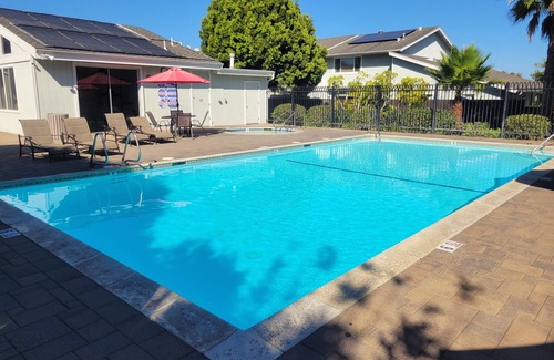 Goleta Condo | Cozy 3-bedroom condo, just minutes from the ocean and UC Santa Barbara,