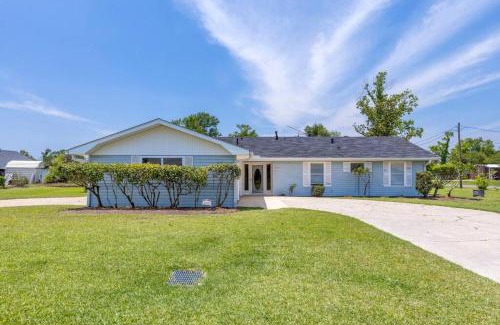 Lake Charles House | Cozy 3 Bedroom Home