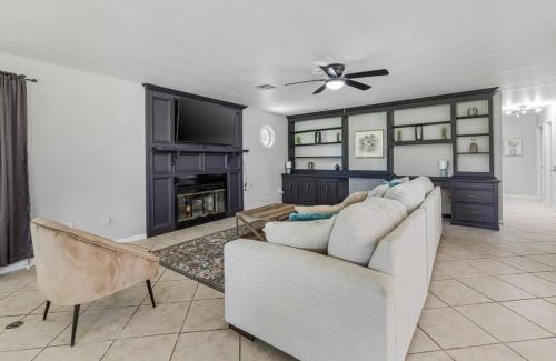 Lake Charles House | Cozy 3 Bedroom Home