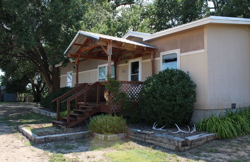 Springer House | Cozy 3 bedroom house in peaceful location