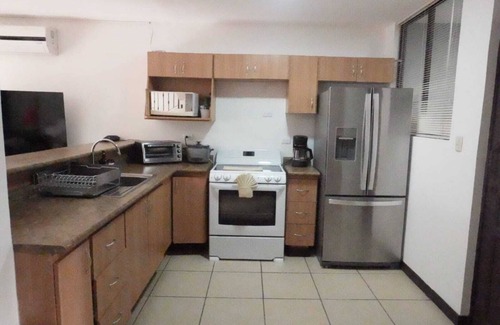 Comunidad House | "Cozy 3-Bedroom Retreat – A/C, WiFi, Near Beaches & Shops, 15 Min to Airport!"