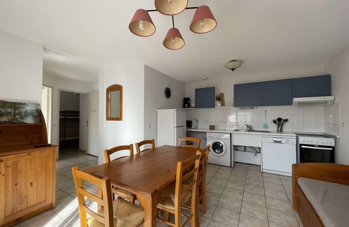 Vallon-Pont-d'Arc Apartment | Cozy 3-Room Apartment, A/C, Pool, Pets Welcome, Free Parking, Near Pont d'Arc