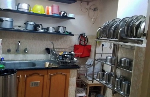 Kodambakkam Apartment | Cozy 3BHK - Heart of Vadapalani in Gated Community