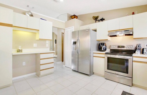 Port Saint Lucie House | Cozy 3BR/2BA Oasis w/Heated Pool & Great Location