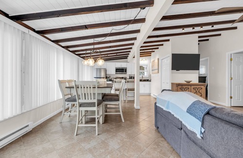 Toms River House | Cozy 3BR by the Water at the Jersey Shore
