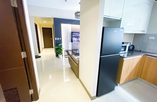 Tambo Apartment | Cozy 3BR near Airport and Okada, Solaire II Infinity Pool