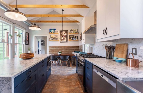 Sanford House | Cozy 3BR Retreat - Near Bars, Zoo & Lake Trails