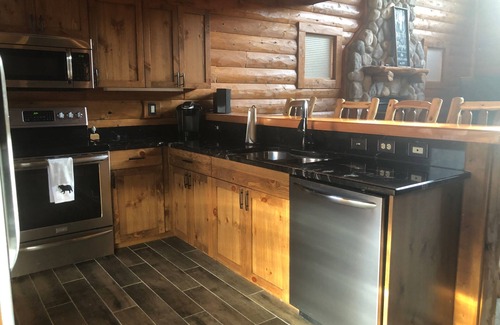 Boyne City Cabin | Cozy 4 BDR Log Cabin at Boyne Mountain