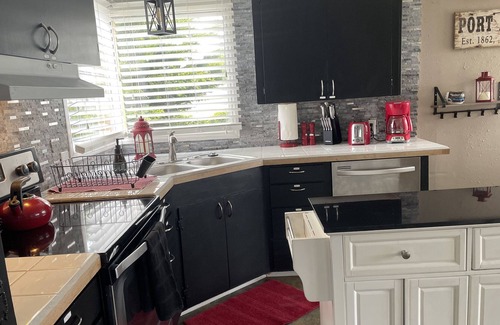 Port Angeles House | Cozy 4 bedroom home with great access to Hurricane Ridge and Olympic Peninsula