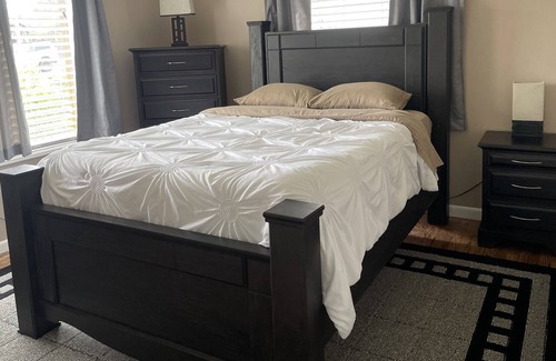Port Angeles House | Cozy 4 bedroom home with great access to Hurricane Ridge and Olympic Peninsula