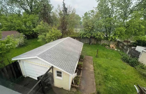 Flint House | Cozy 4-bedroom house 5 minutes from Flint airport