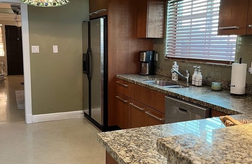 The Roads Villa | Cozy 4 bedroom Villa in the heart of Miami