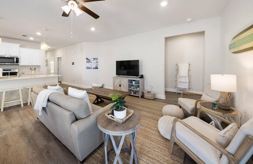 Port St. Joe House | cozy 4BR | Pool | Bikes + Golf Cart | Beach Access