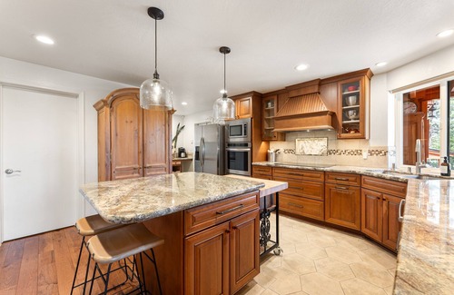 Olympic Heights House | Cozy A-Frame | Near Downtown Truckee | Game Room