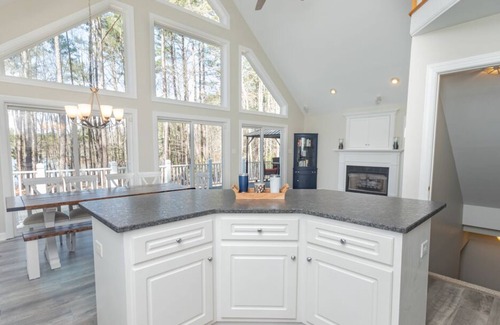 Wise House | Cozy A Frame on the lake!