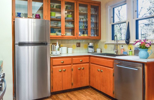 South Capitol House | Cozy Adobe Casita: 1 Mile to Santa Fe Plaza!