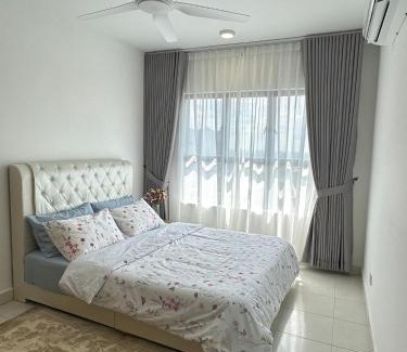Kota Warisan Apartment | Cozy Aesthetic Apartment near KLIA Airport